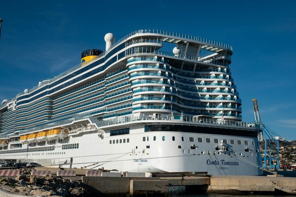 Wie kann man den Ã¶kologischen FuÃŸabdruck von Flugreisen minimieren?