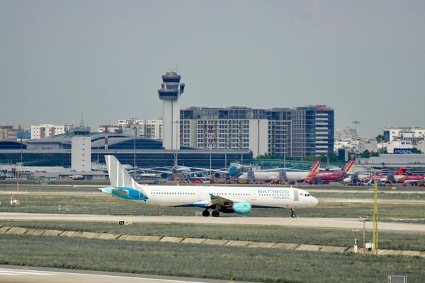 Wie kann man umweltfreundlichere Reiseentscheidungen treffen?